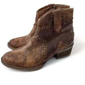 Circle G studded star inlay boots short booties cowboy style boots brown size 6